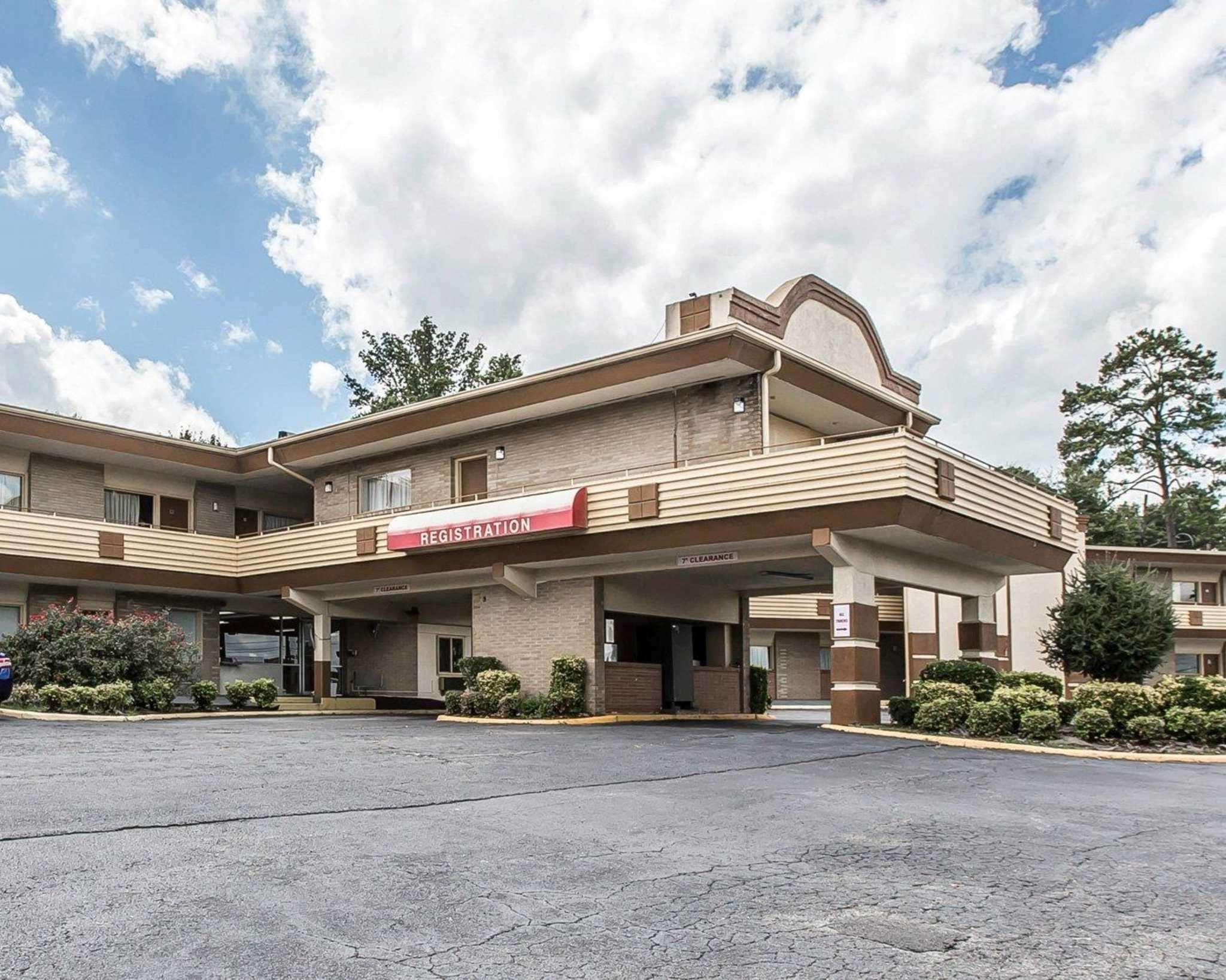 Econo Lodge Мейкън Екстериор снимка